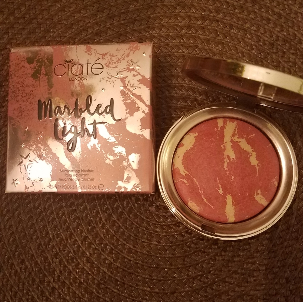 Ciate Marbled Light Illuminating Blusher in Dusk
